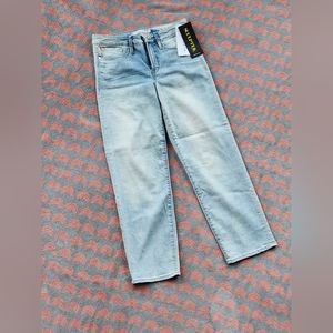 NWT Athleta Sculptek Slim Straight Jean Agate Wash Size 6